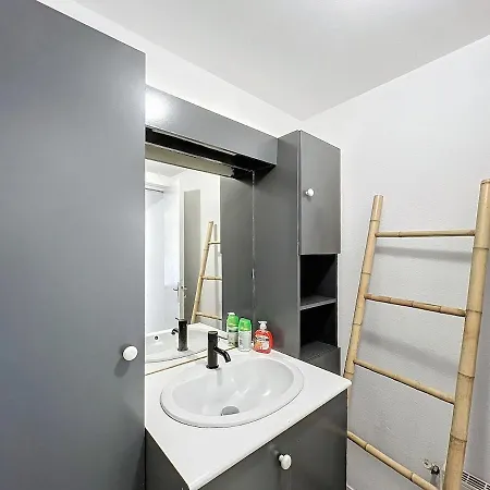 公寓 Le Saint Jacques - Premium Air-Conditioned Apartment 沙泰勒罗